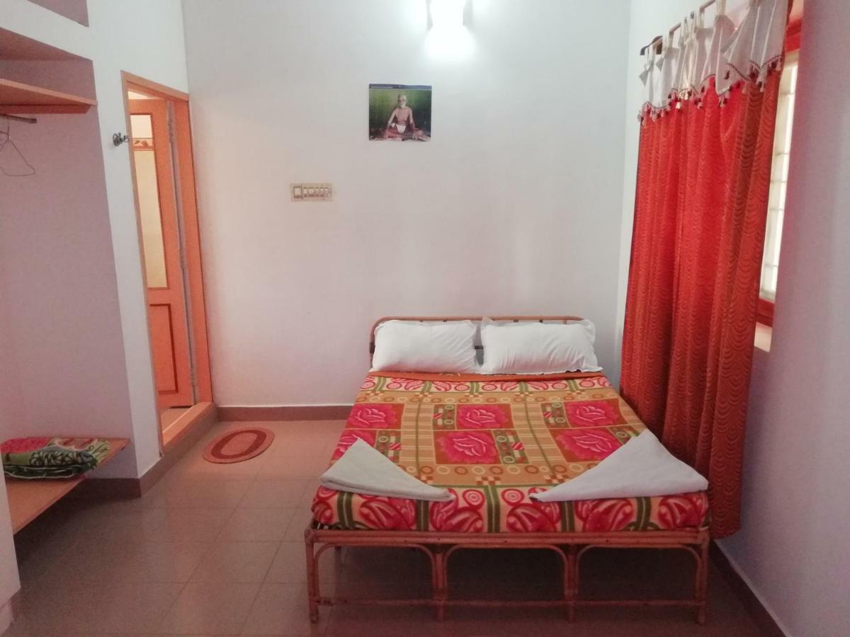 The Mountain Retreat Hotel Tiruvannamalai Ngoại thất bức ảnh